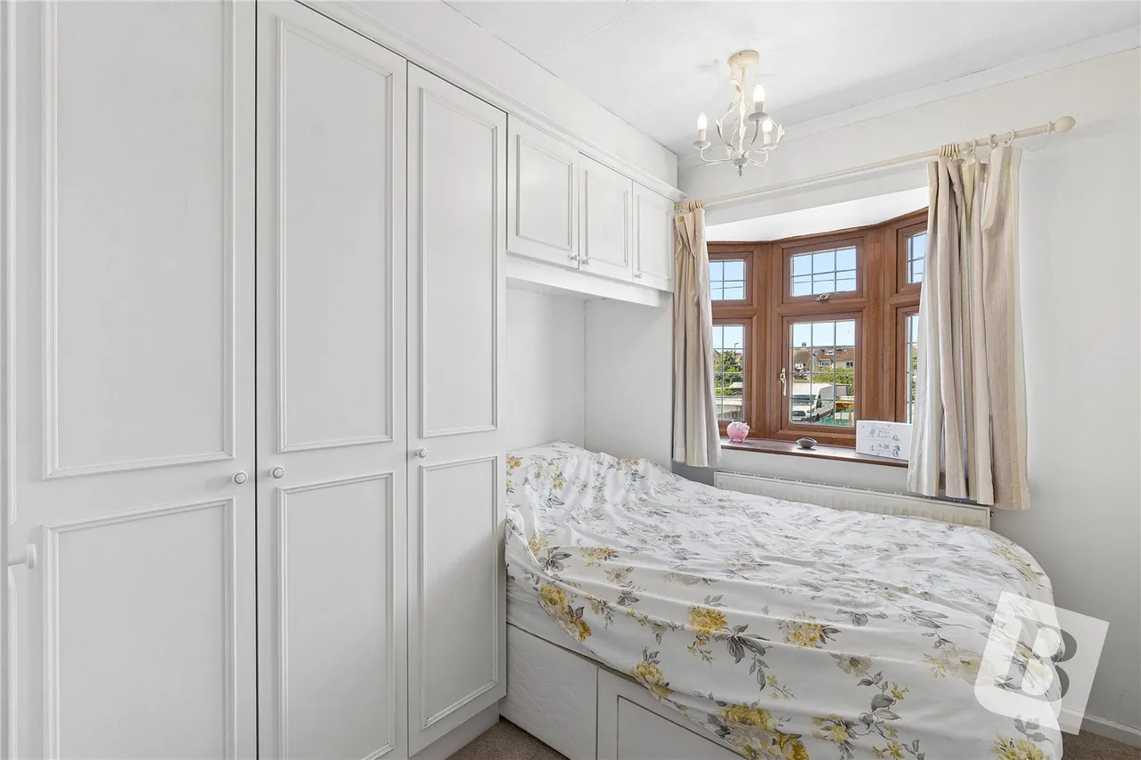 Tweed Way, Rise Park, RM1, photo 12