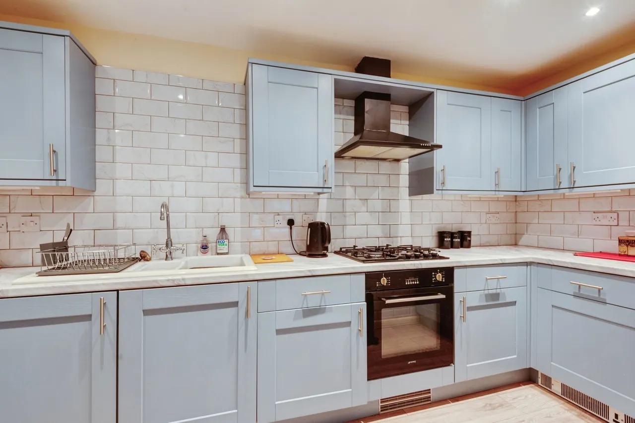 Park Avenue, Mossley Hill, L18, photo 3