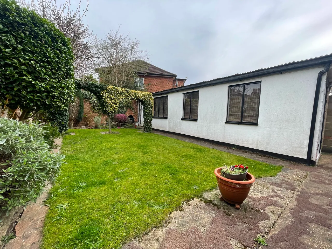The Close, Isleworth, TW7, photo 2