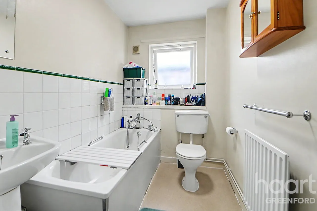 Oldfield Lane North, Greenford, UB6, photo 6