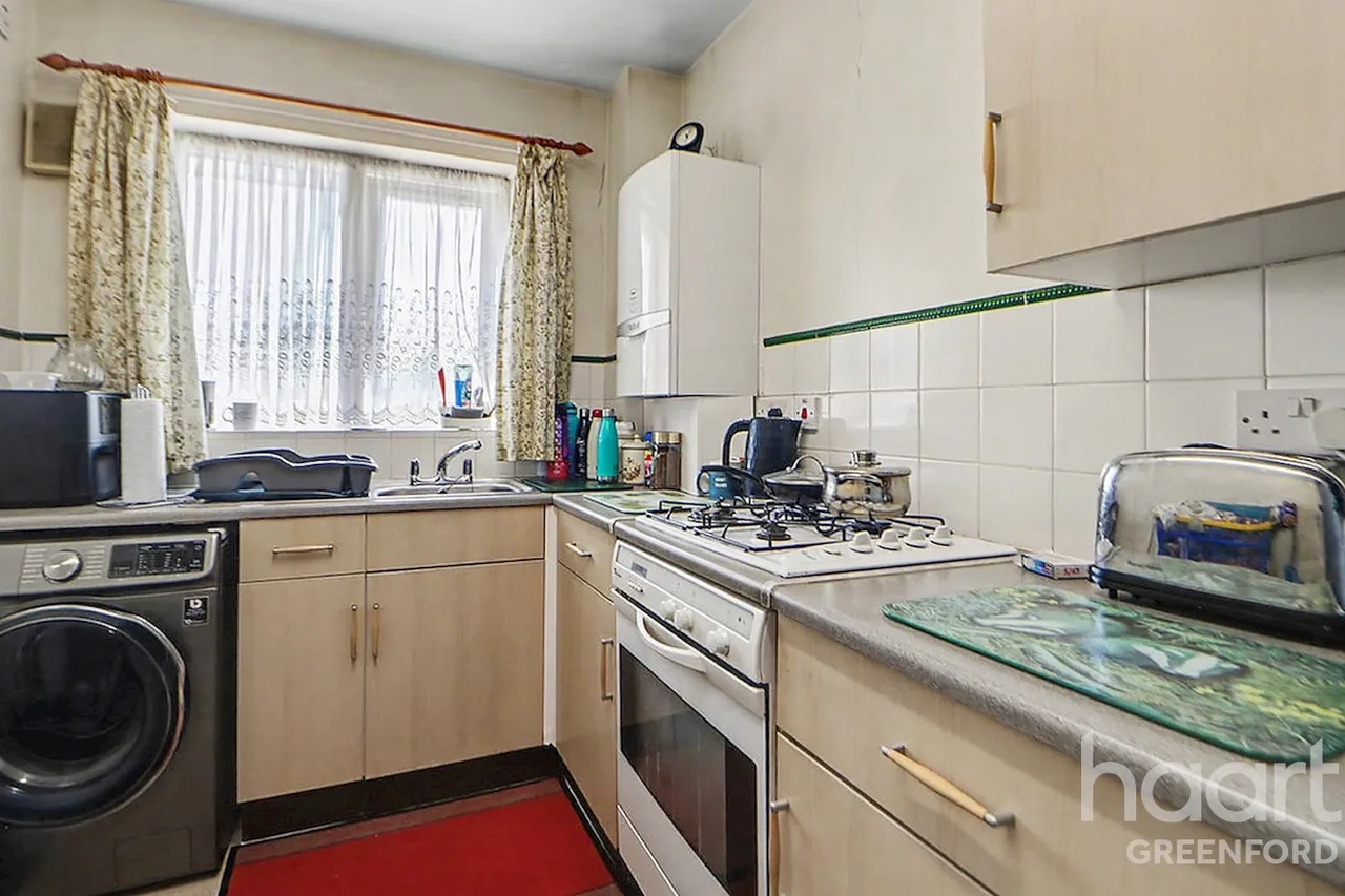 Oldfield Lane North, Greenford, UB6, photo 5