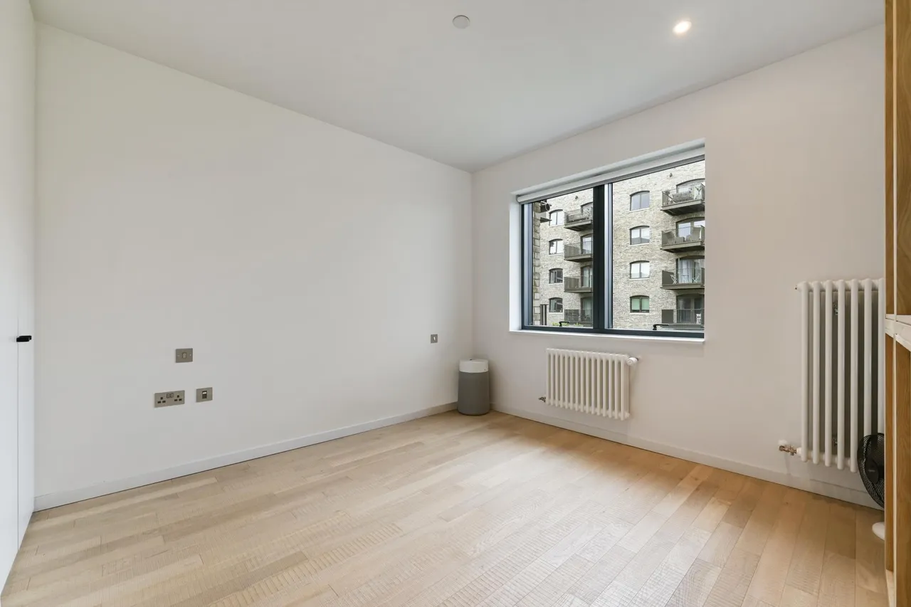 Calville House, Brentford, TW8, photo 4