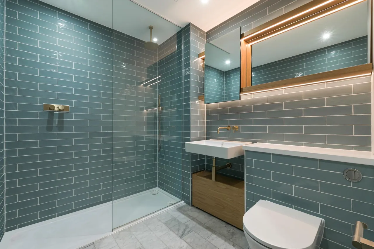 Calville House, Brentford, TW8, photo 5