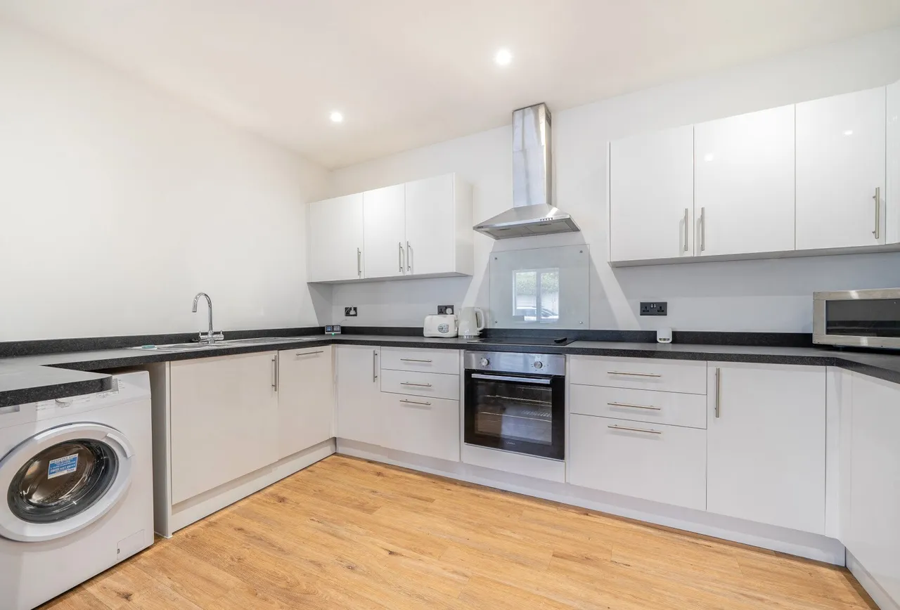 North Street, South Gloucestershire, Downend, BS16 5SW, photo 4