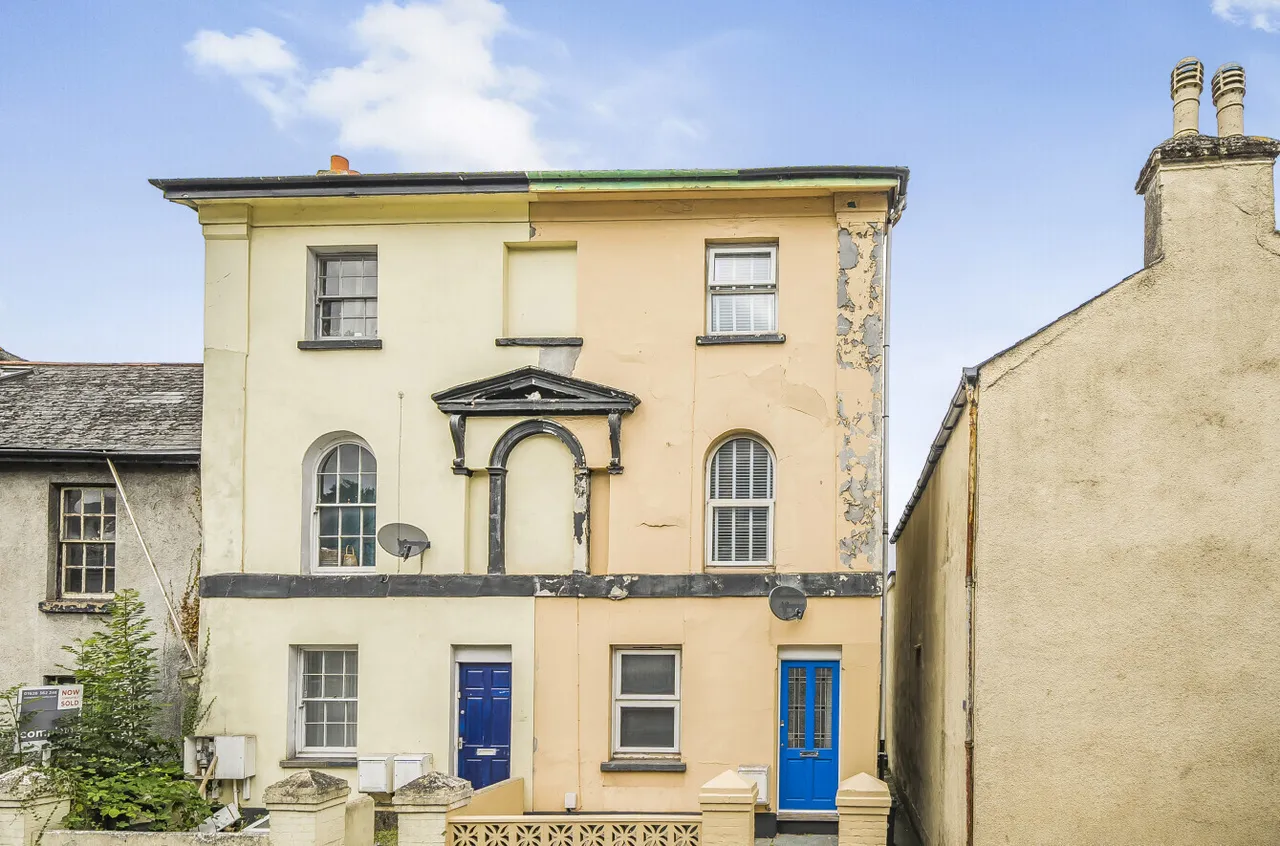 1 bed property for sale — East Street, Newton Abbot, Devon, TQ12