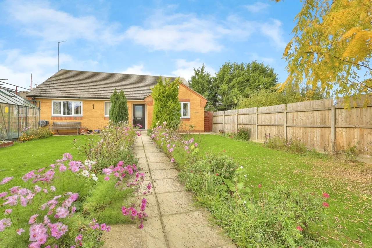 3 bed house for sale — Billing Road East, Northampton, Northamptonshire, NN3