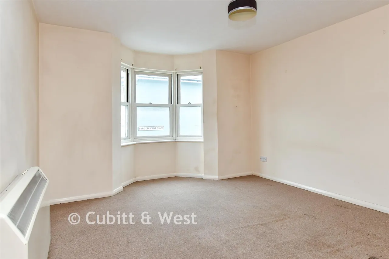 Park Crescent Place, Brighton, BN2, photo 7