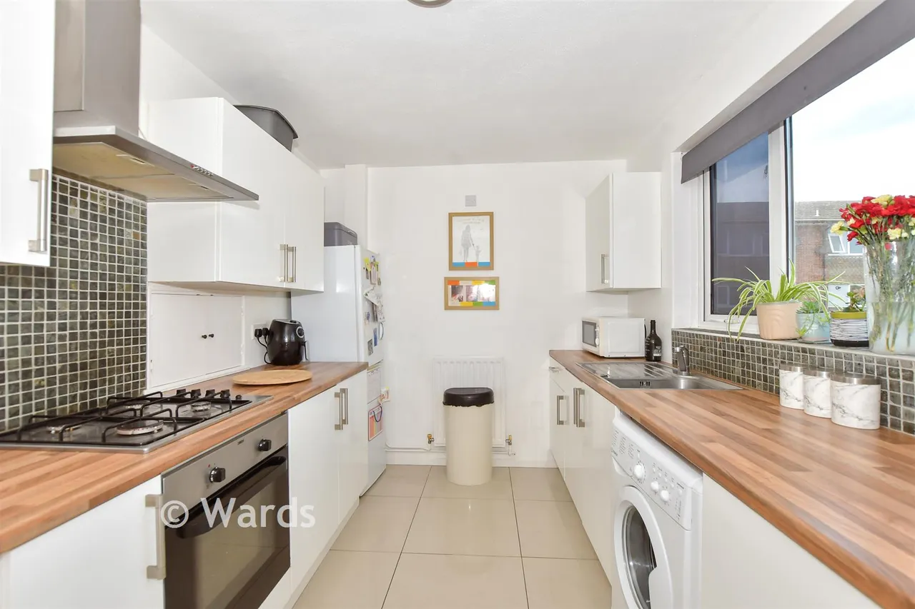 Magdalen Court, Broadstairs, CT10, photo 4