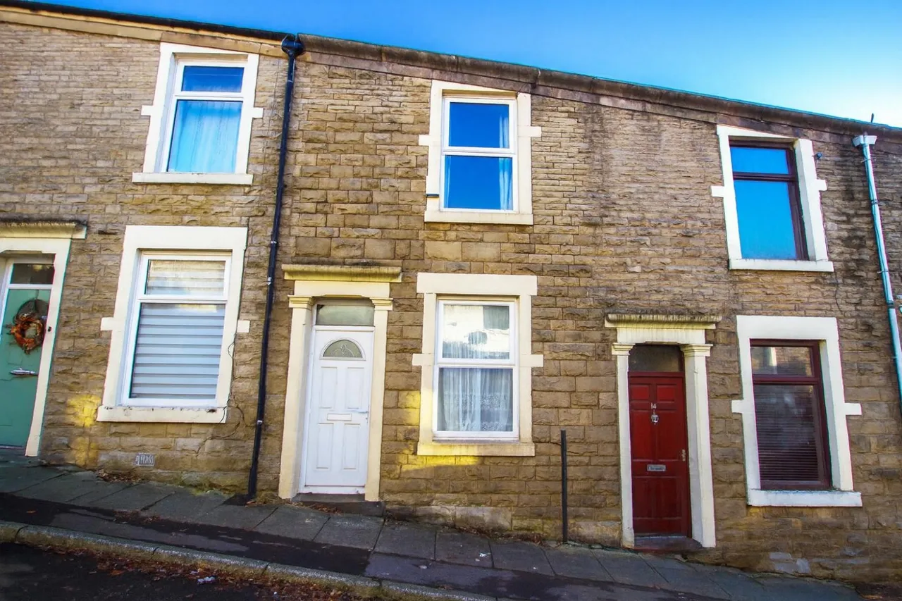 2 bed house for sale, Highfield Street, Darwen, BB3