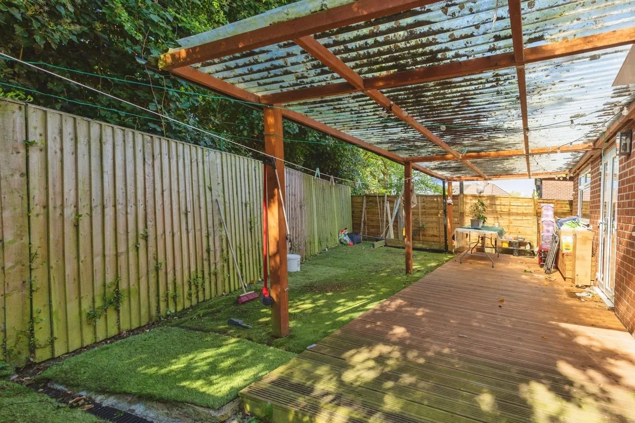 Bradley Green Road, Hyde, Greater Manchester, SK14, photo 31