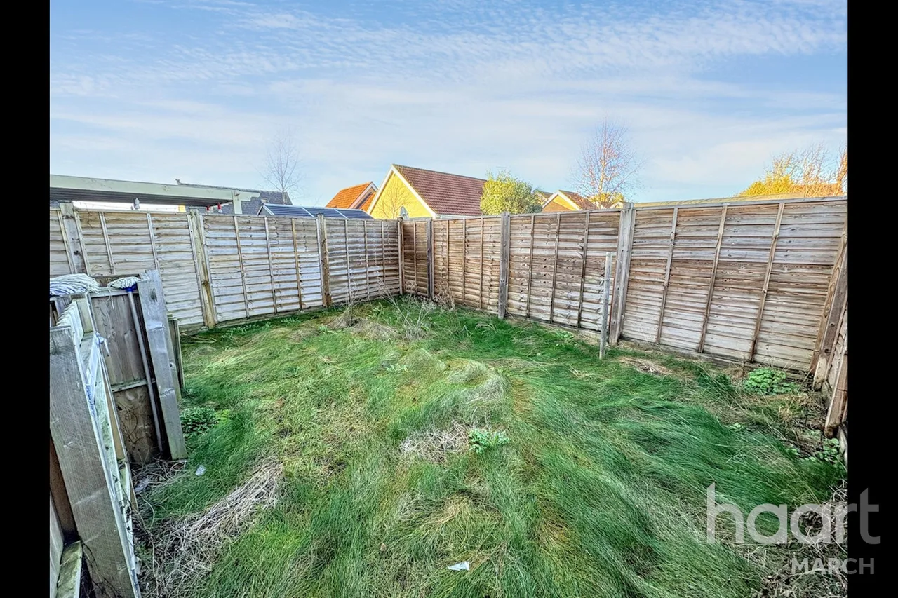 Deerfield, March, PE15, photo 6