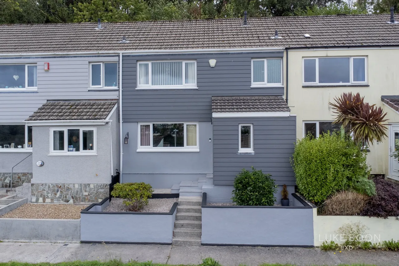3 bed house for sale, Humber Close, Deer Park, PL3