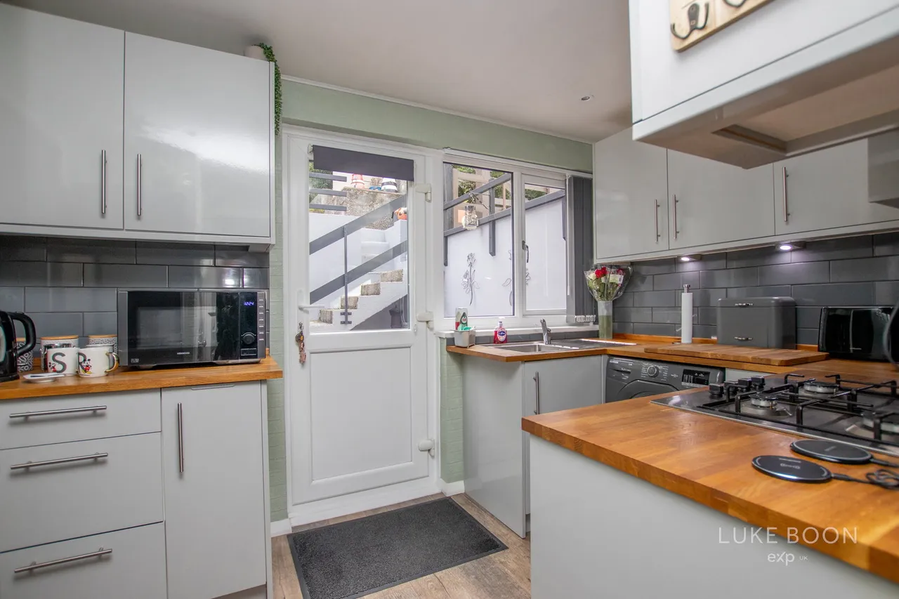 Humber Close, Deer Park, PL3, photo 11