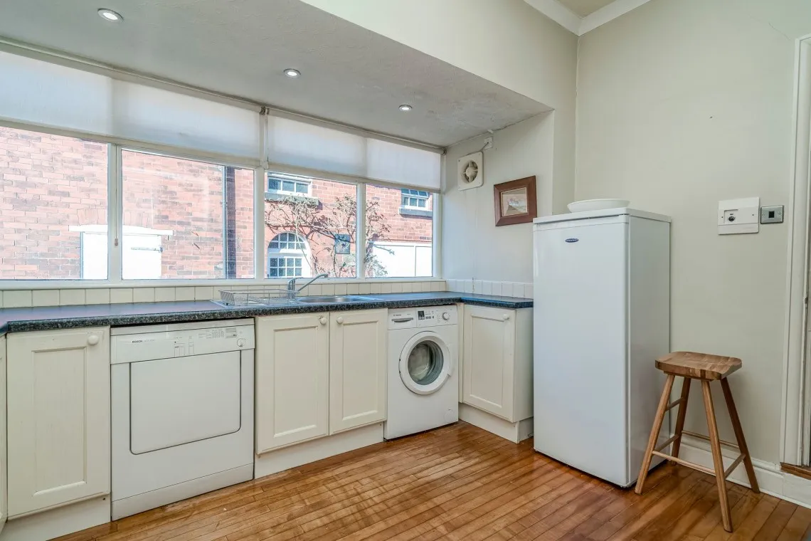 Park Road, Chorley, PR7, photo 10
