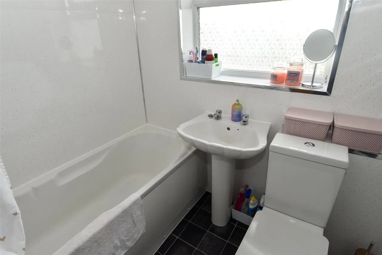 Frankley Beeches Road, Northfield, Birmingham, B31 5LN, photo 10