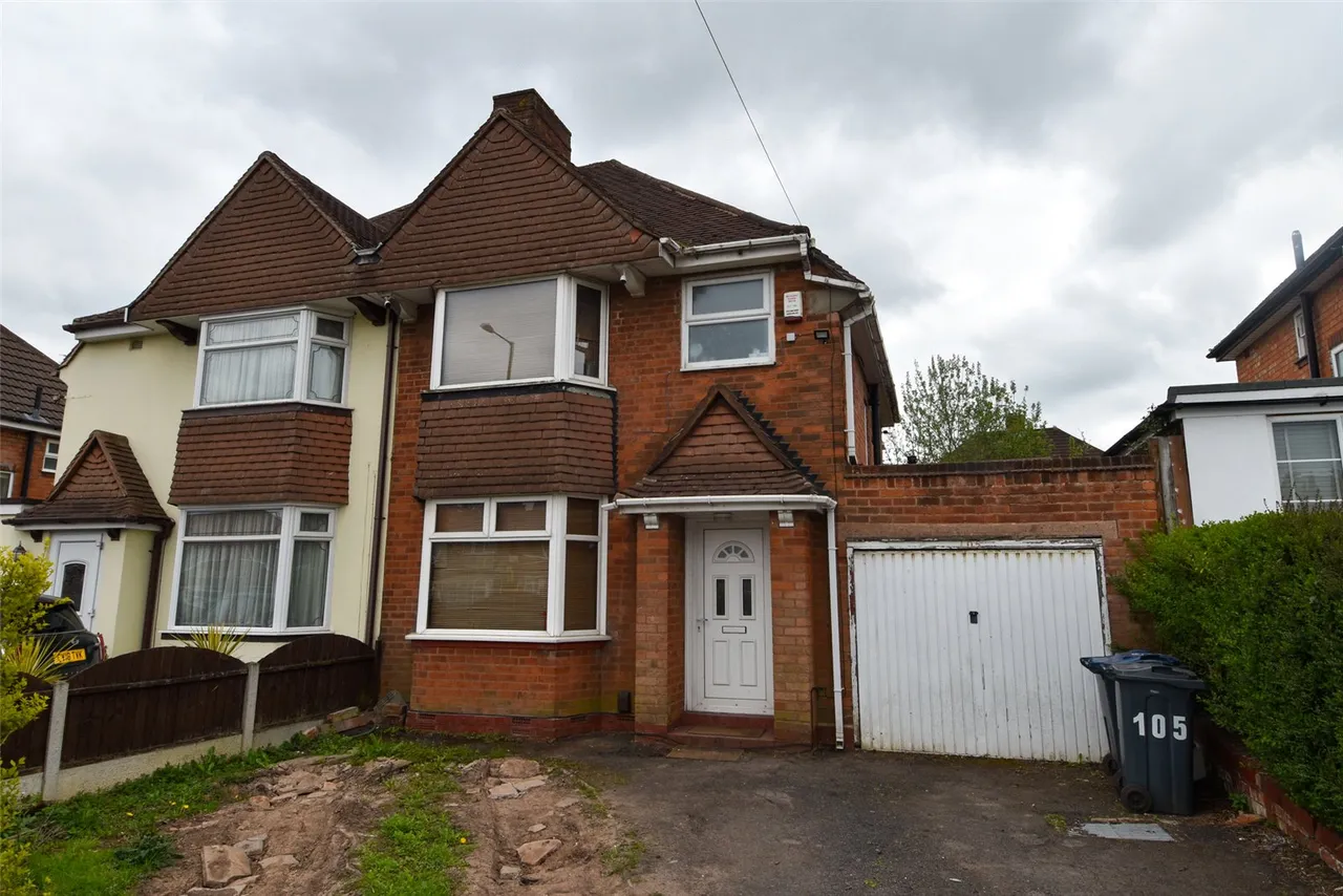 3 bed house for sale — Frankley Beeches Road, Northfield, Birmingham, B31 5LN