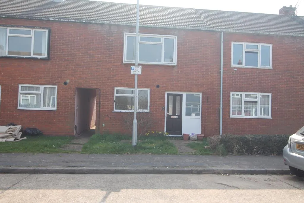 Essex, Basildon, SS16 5AP, photo 7
