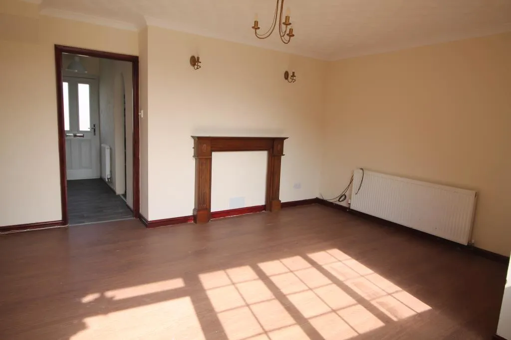 2 bed house to rent — Essex, Basildon, SS16 5AP