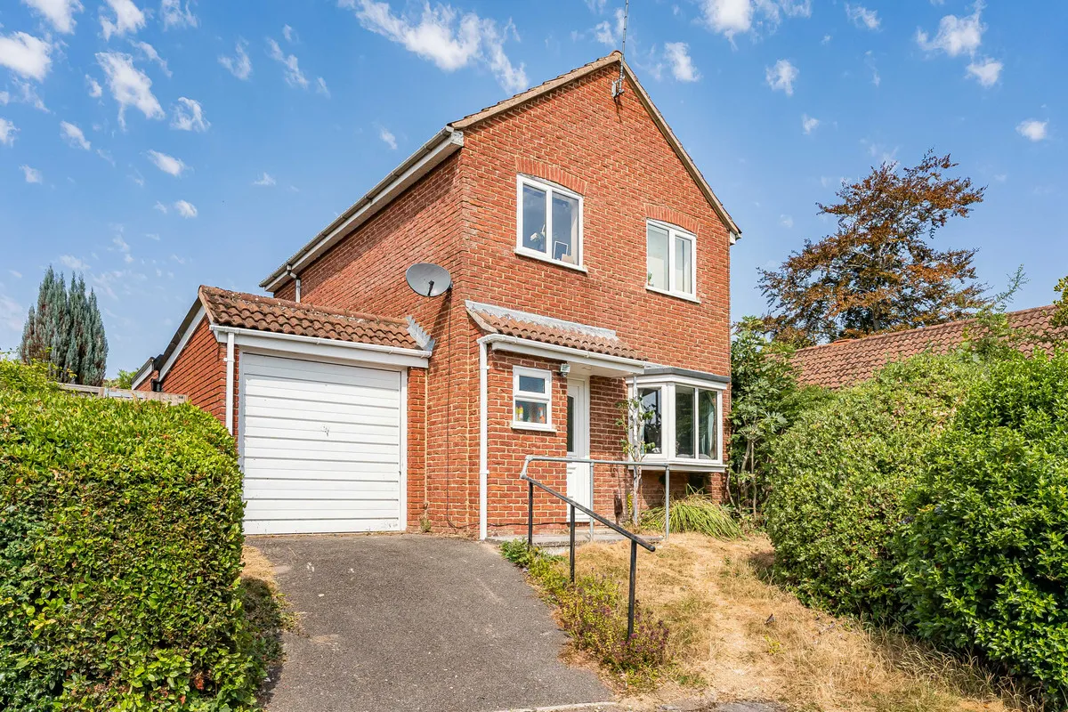 3 bed property for sale, Priory Orchard, Wantage