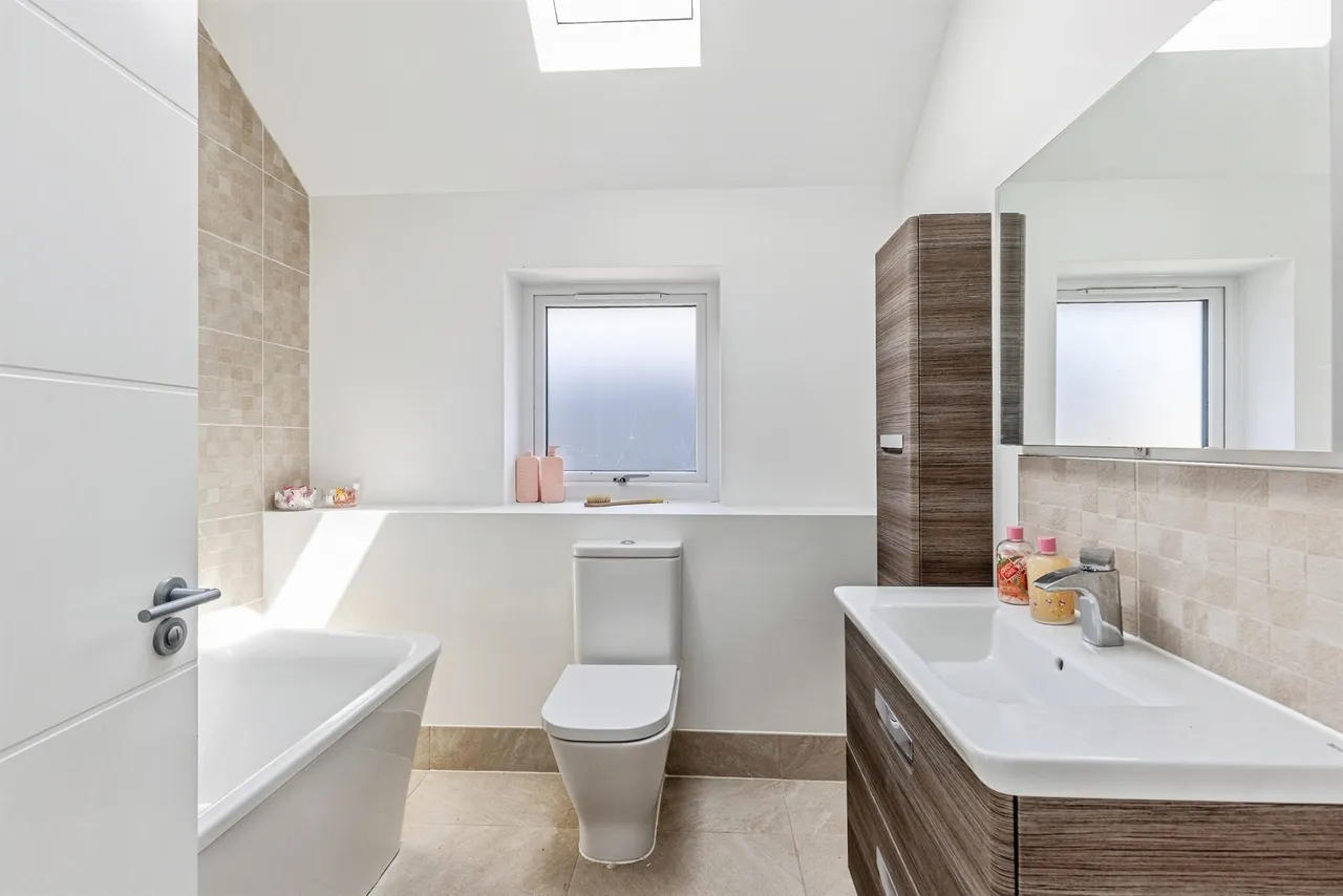 Stowte Close, Longwell Green, BRISTOL, photo 6