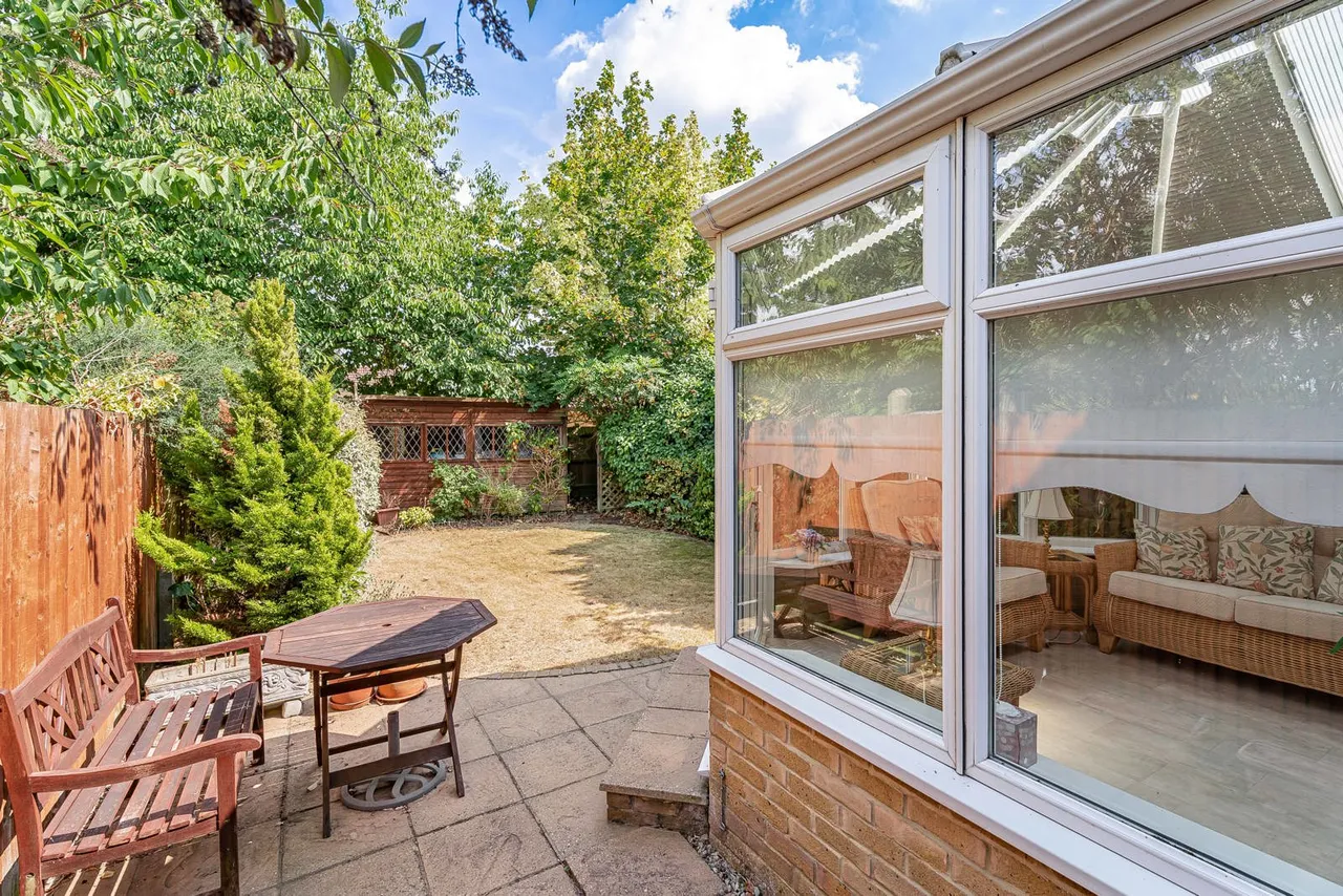 Clarence Street, Egham, TW20, photo 18