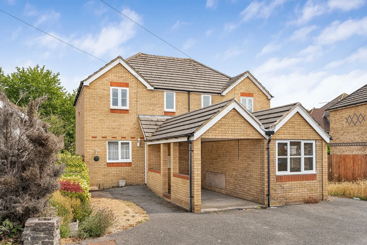 3 bed house for sale, Clarence Street, Egham, TW20