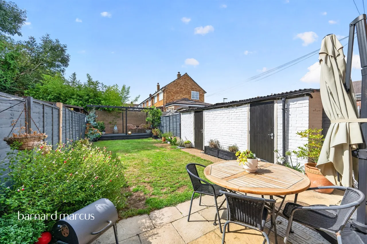 Marbles Way, Tadworth, KT20, photo 14