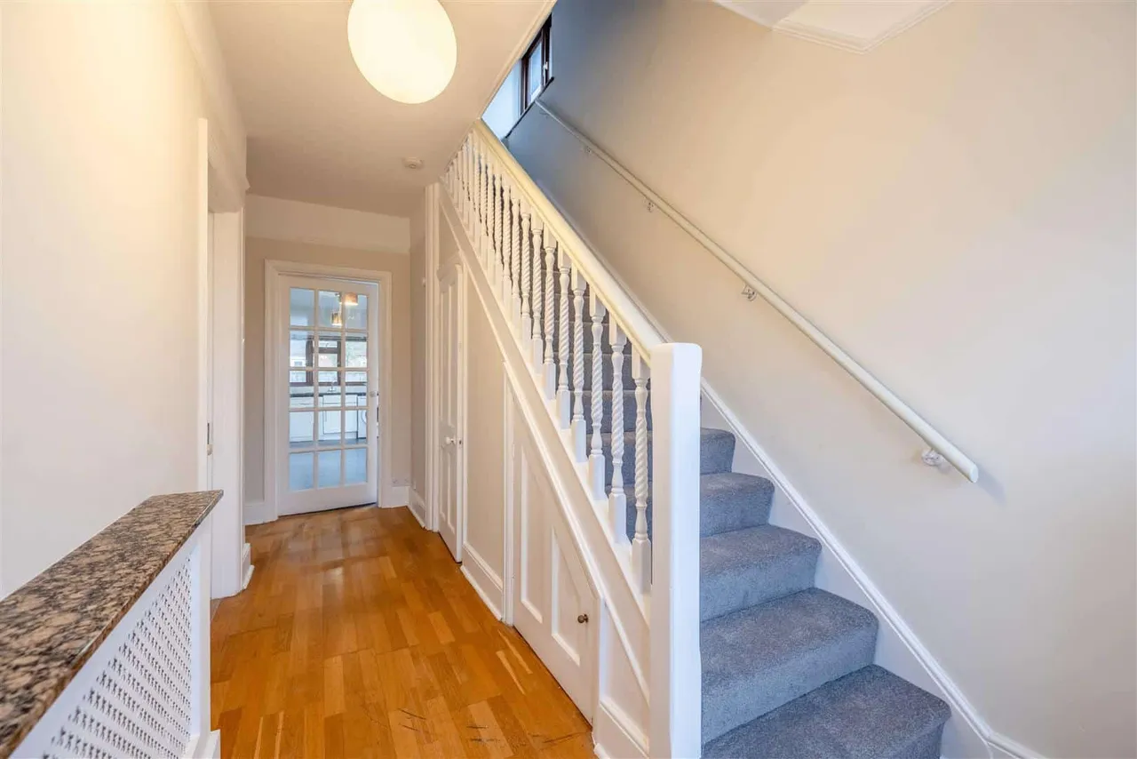 Clewer Hill Road, Windsor, SL4 4BU, photo 3