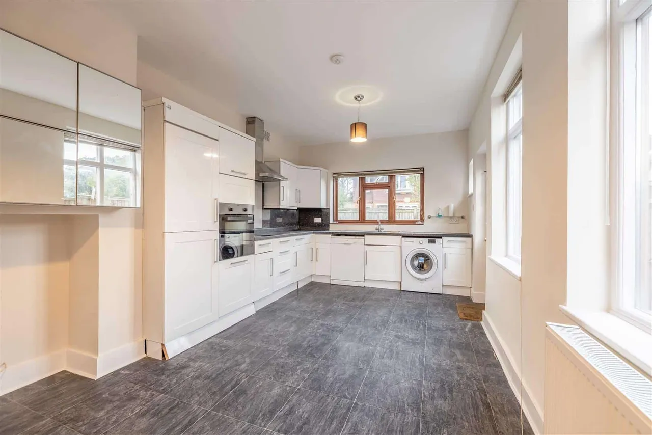 Clewer Hill Road, Windsor, SL4 4BU, photo 8