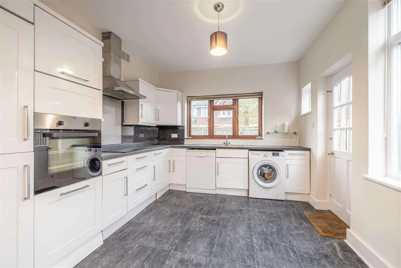 Clewer Hill Road, Windsor, SL4 4BU, photo 9