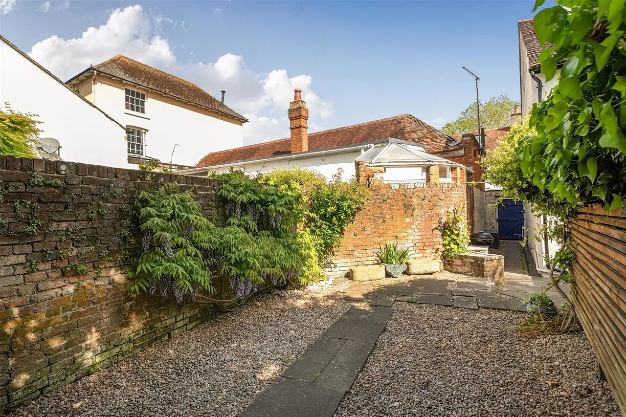 East Street, Titchfield Village, photo 18
