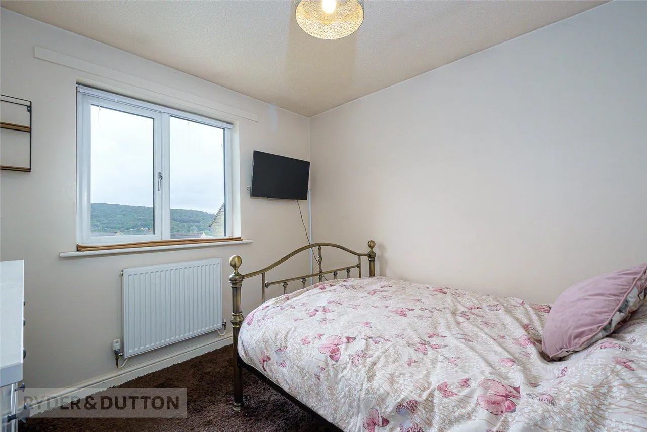 Ullswater Close, Elland, HX5, photo 18