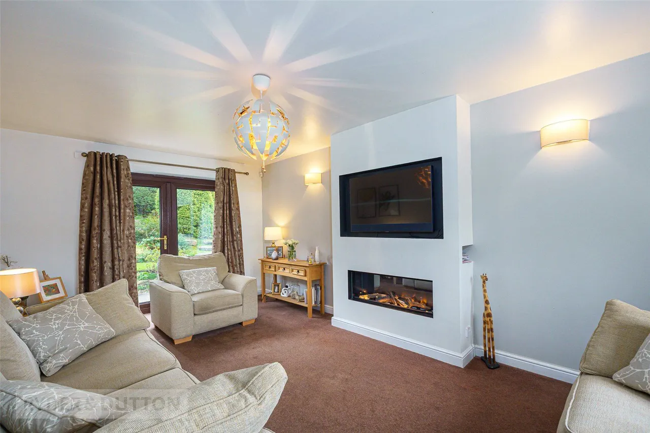 Ullswater Close, Elland, HX5, photo 9
