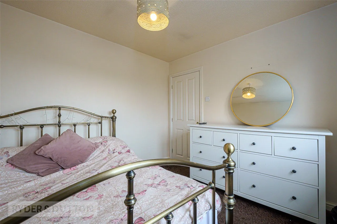 Ullswater Close, Elland, HX5, photo 17