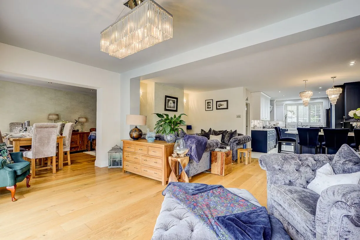 Marjorams Avenue, Loughton, IG10, photo 11