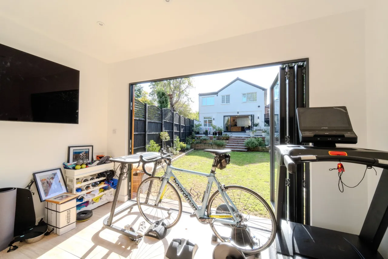 Marjorams Avenue, Loughton, IG10, photo 4
