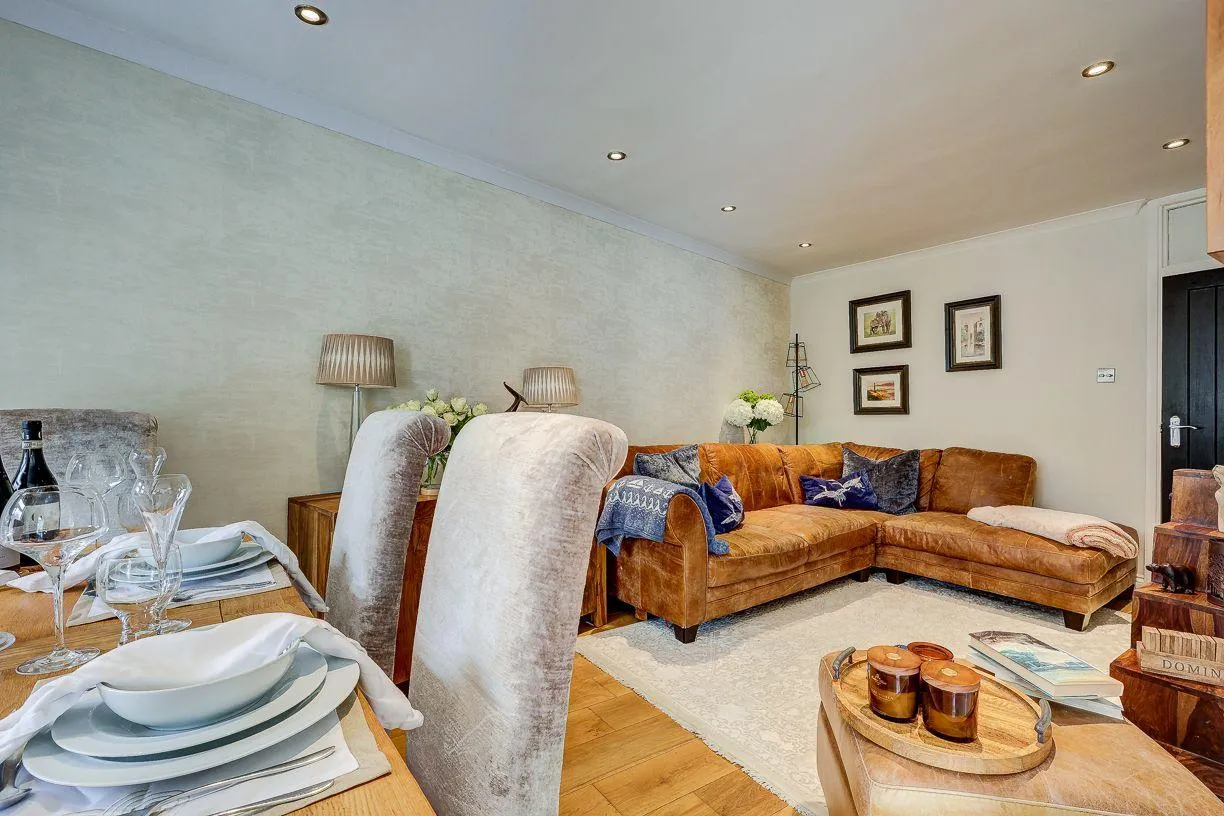 Marjorams Avenue, Loughton, IG10, photo 15