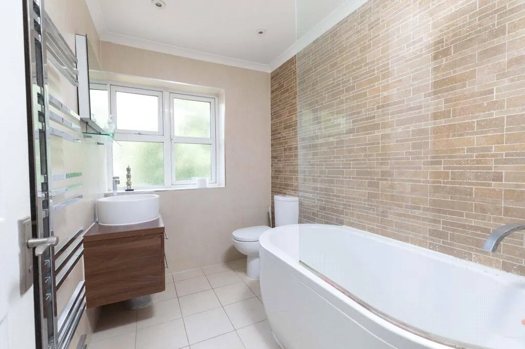 Normandy Close, East Grinstead, RH19, photo 7