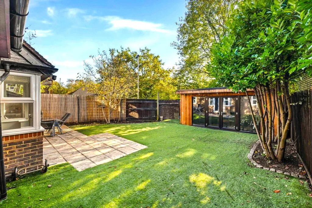 Normandy Close, East Grinstead, RH19, photo 4