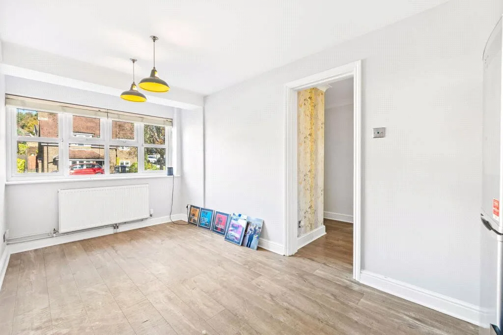 Normandy Close, East Grinstead, RH19, photo 13