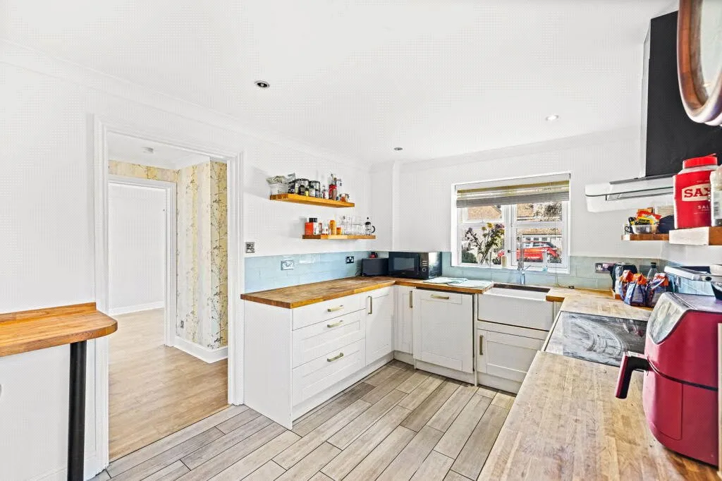 Normandy Close, East Grinstead, RH19, photo 3