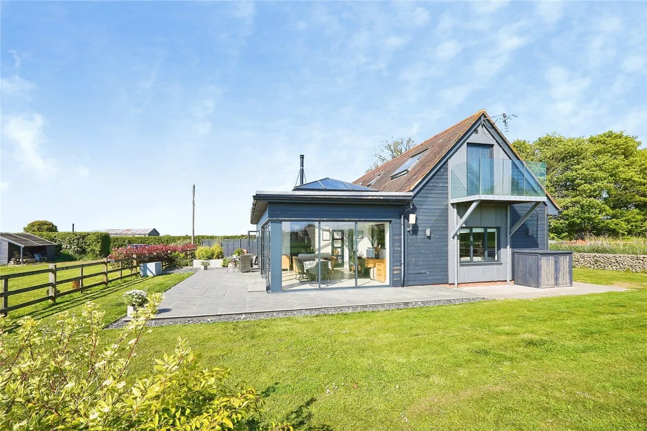 3 bed house for sale — Mansell Lane, Selsted, Dover, Kent, CT15