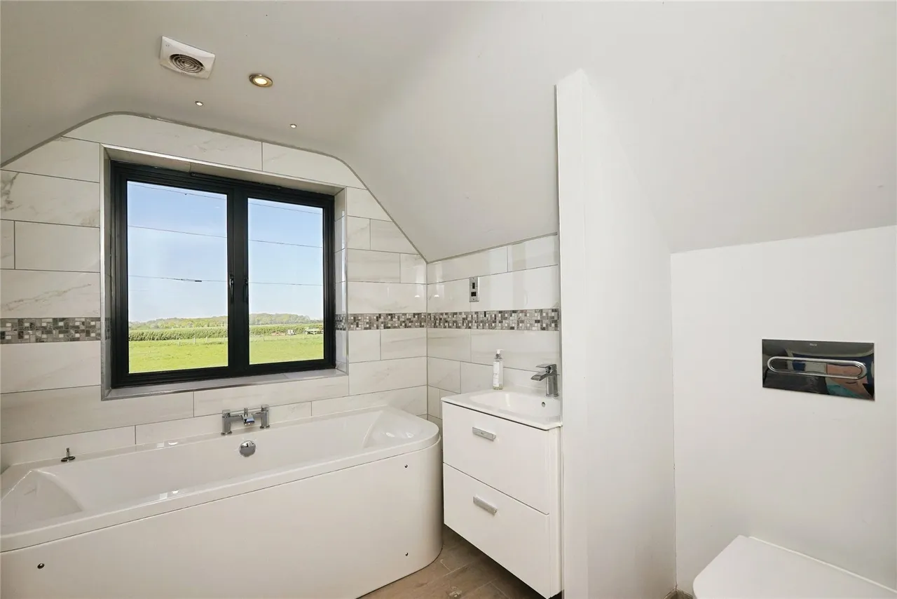 Mansell Lane, Selsted, Dover, Kent, CT15, photo 33