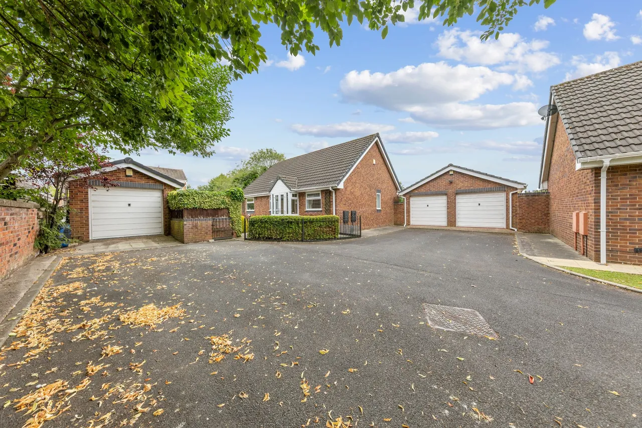 2 bed house for sale — Pleasance Way, Newton-Le-Willows, Newton-Le-Willows, WA12 9UQ
