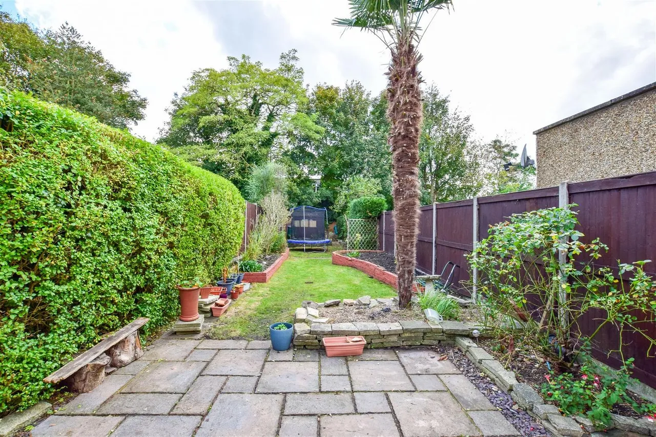 Pelton Avenue, Sutton, Surrey, SM2 5NN, photo 11