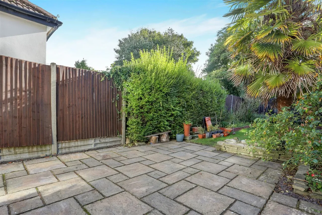 Pelton Avenue, Sutton, Surrey, SM2 5NN, photo 10