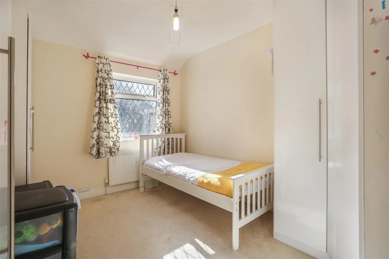 Pelton Avenue, Sutton, Surrey, SM2 5NN, photo 17
