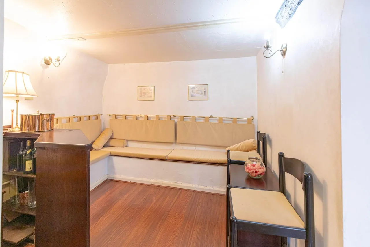 High Street, Bisley, GL6, photo 8