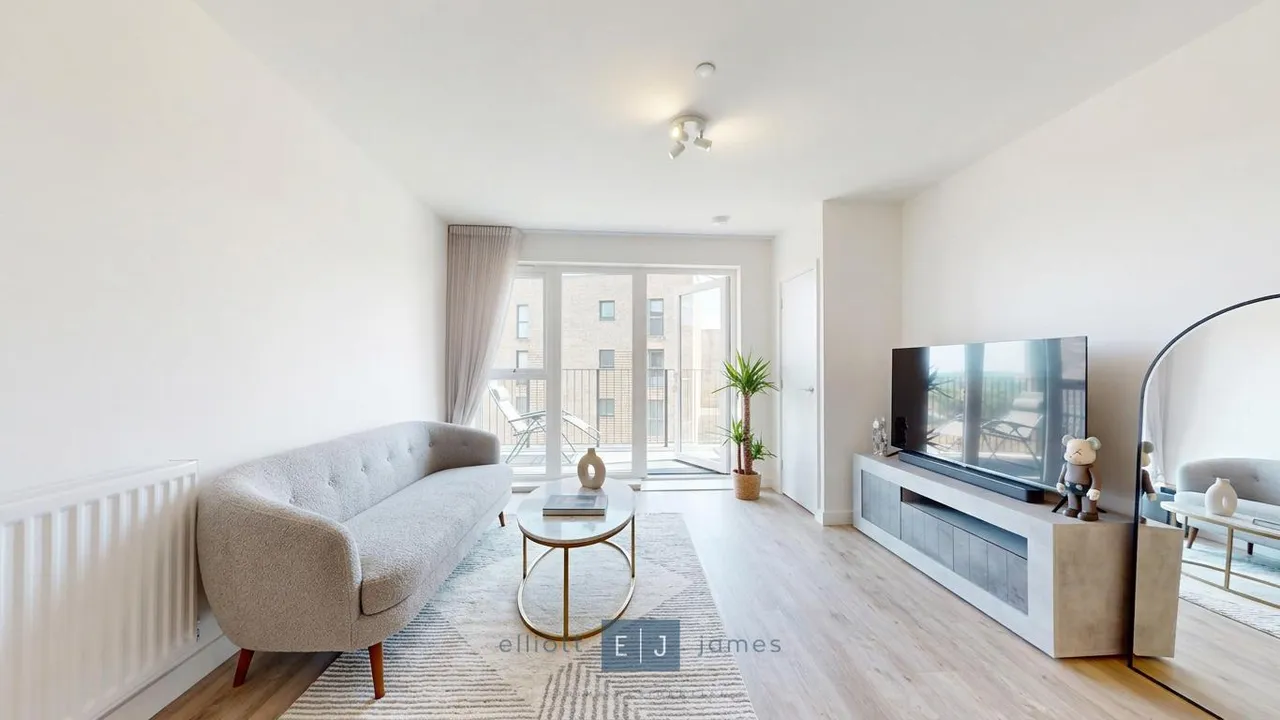 Borders Lane, Loughton, IG10, photo 3