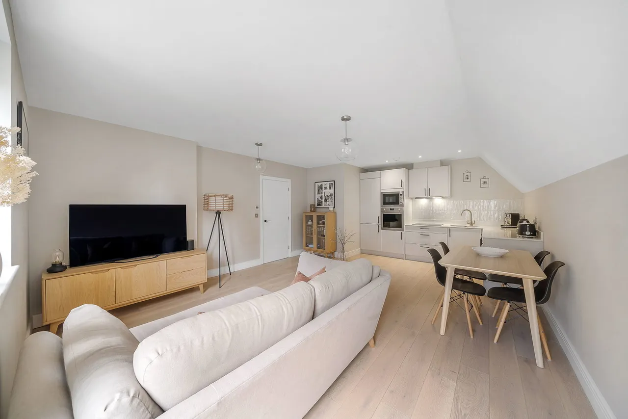 31-33 Fasset Road, Kingston upon Thames, Greater London, KT1 2FJ, photo 2
